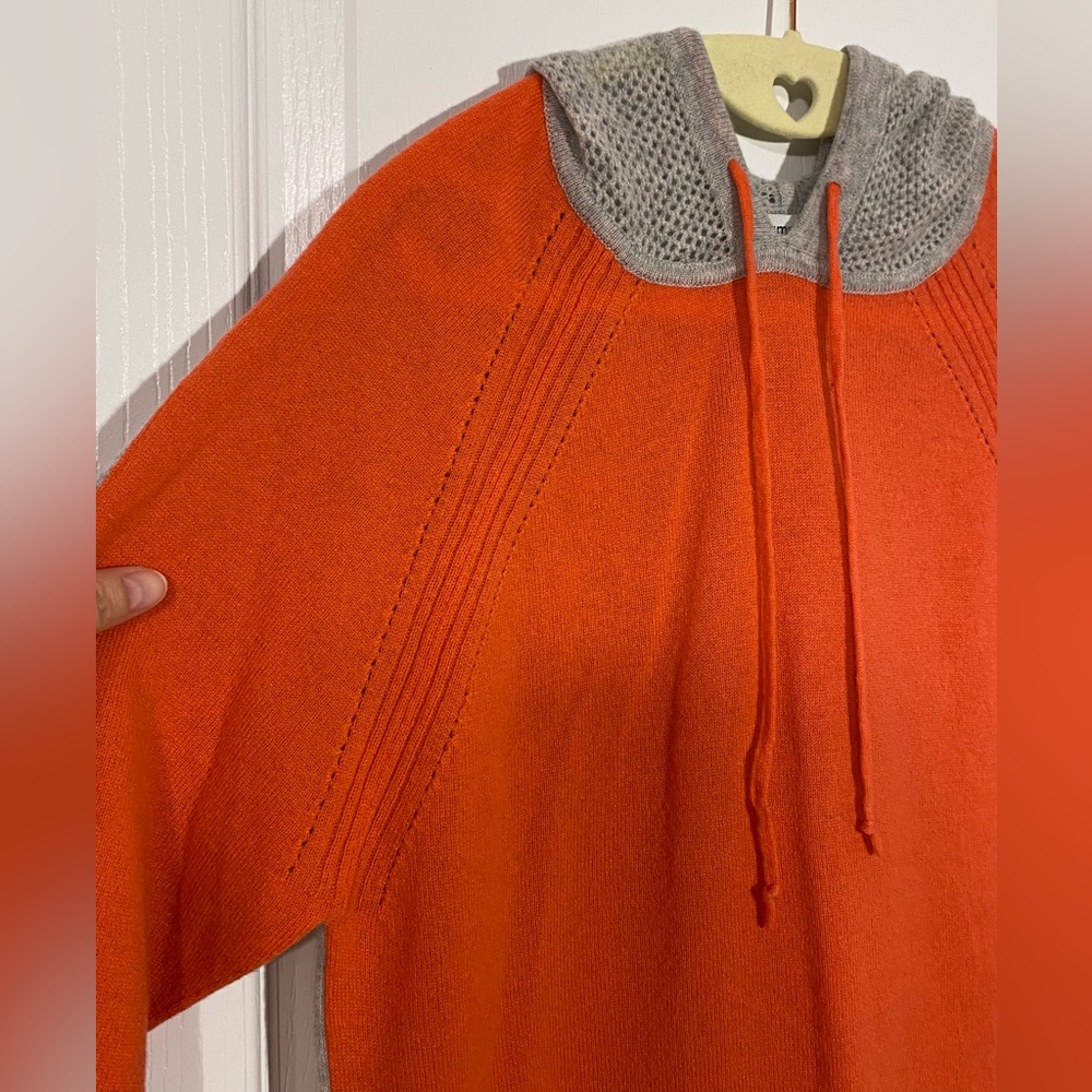 Autumn Cashmere 100% CASHMERE Hooded Two Tone Hi Lo Sweater Orange Gray Size XS - Picture 3 of 6